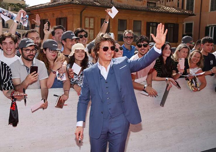 トム・クルーズが掛けているアメリカンオプティカルのサングラス