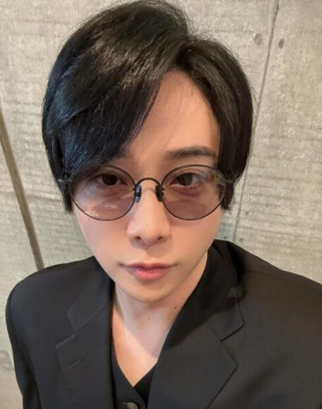 大森元貴さん着用のA.D.S.R.のサングラス