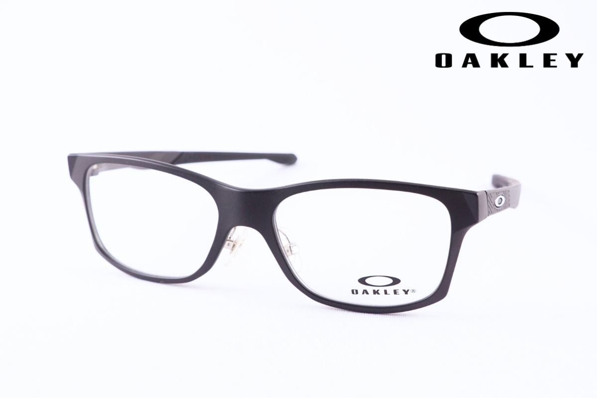 OAKLEY「KICK OVER(OY80205D)」