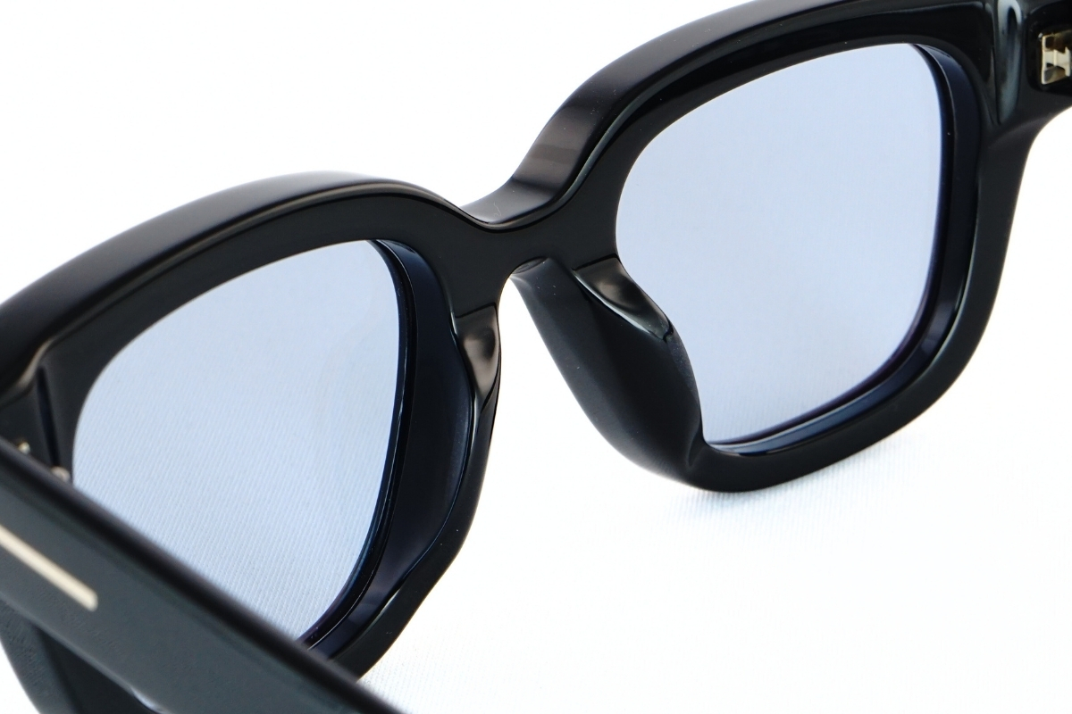 TOM FORDのサングラス「TF1274-D」の鼻パッド