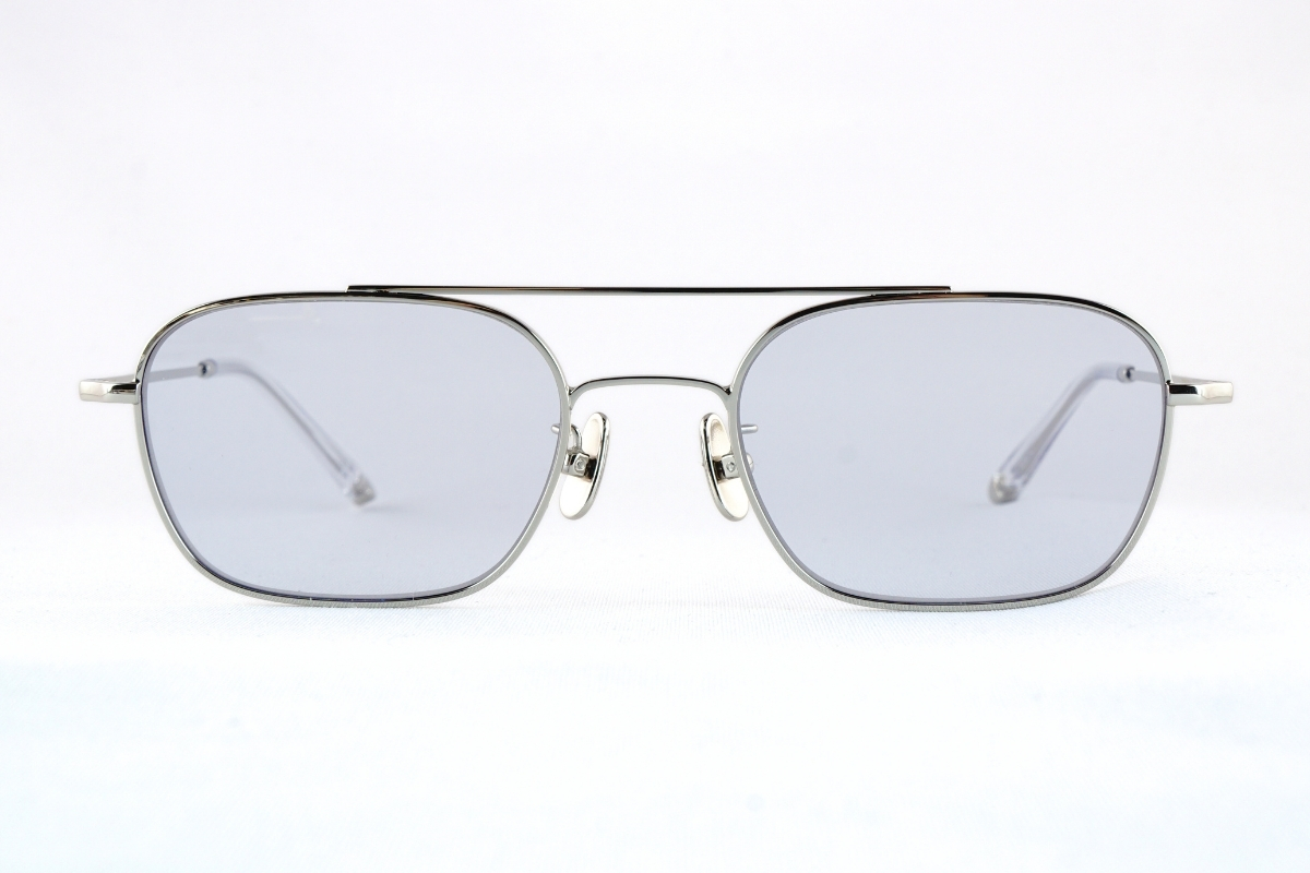 A.D.S.R.のサングラス「CEDRIC」のフロント