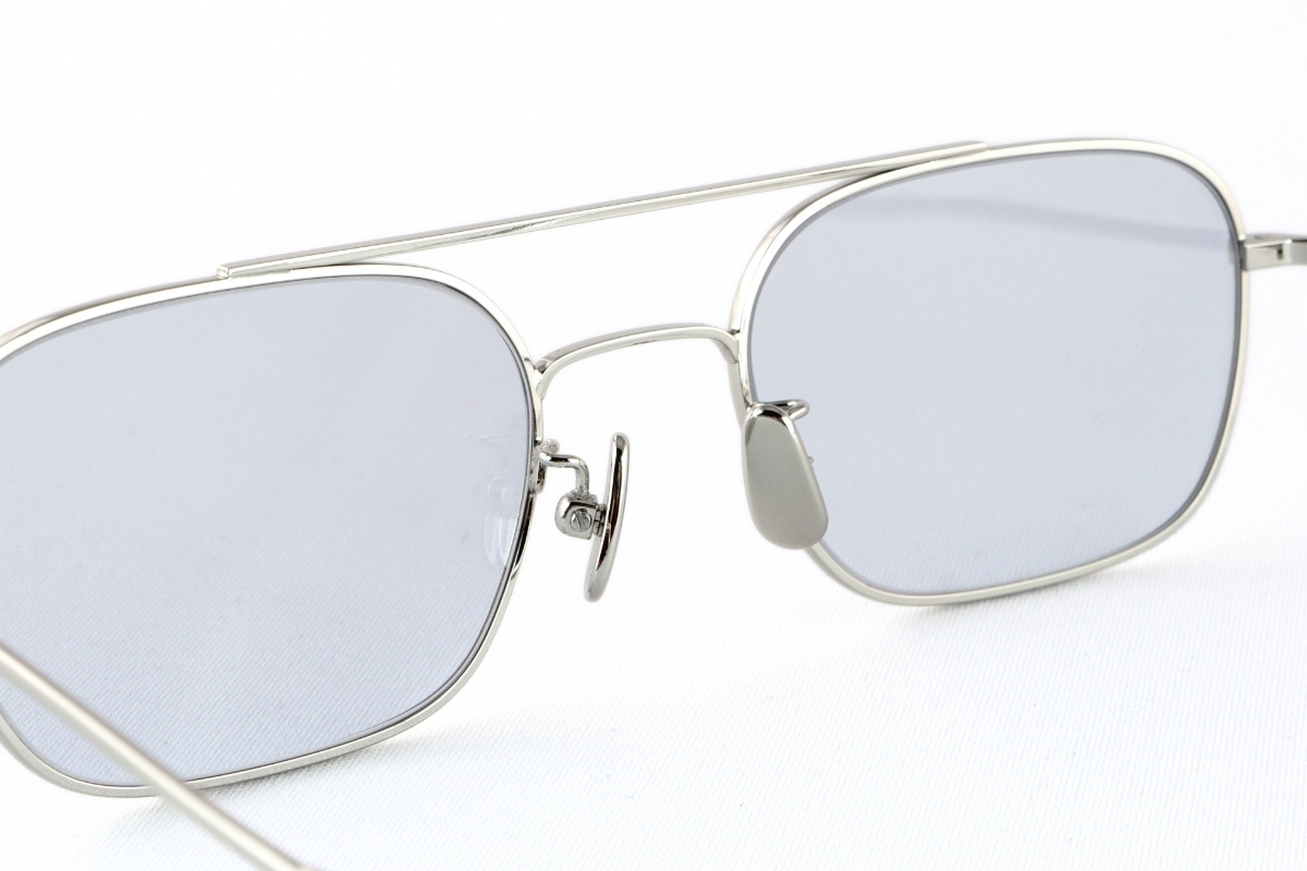 A.D.S.R.のサングラス「CEDRIC」の鼻パッド