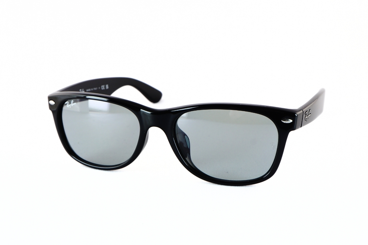 Ray-Ban「NEW WAYFARER/RB2132-F」601/52