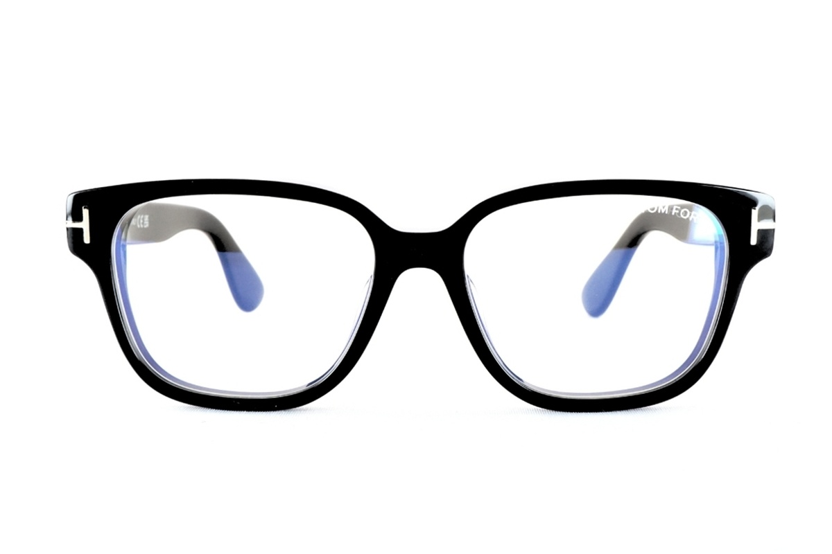 トムフォードのメガネ「TF6071-D-B」のフロント