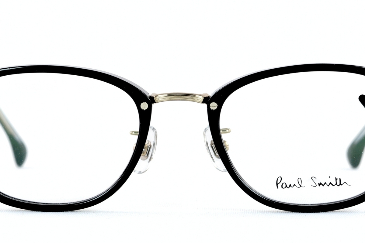 Paul Smithのウェリントンメガネ「HALIFIELD（ハリフィールド）/PS23607LB」の鼻パッド