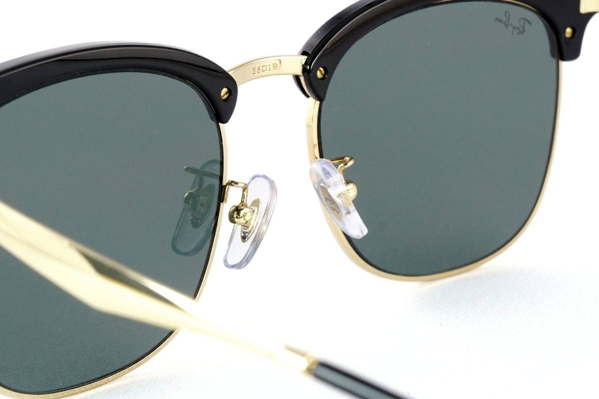 Ray-Banのブロウサングラス「RB4418D」の鼻パッド