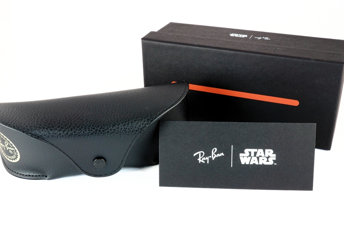 Ray-Ban × STAR WARSコレクション　専用ケース