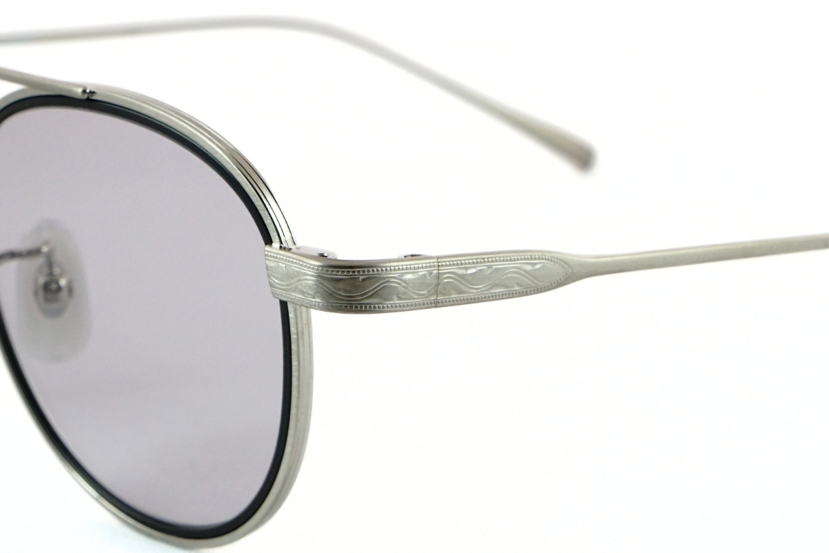 BOSTON CLUBのサングラス「JEREMY」の彫金