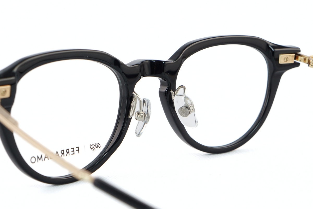 999.9×Salvatore Ferragamo「SF9020」の鼻パッド