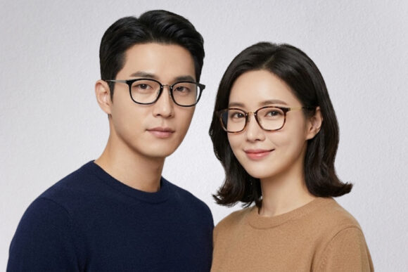 Ray-Banのウェリントンメガネ「RX7247D」